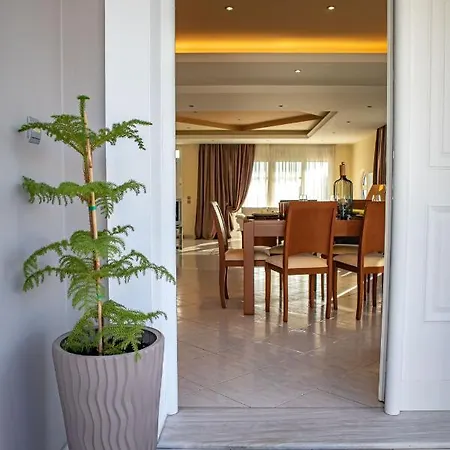 Mary's Luxury * Koskinou (Rhodes)