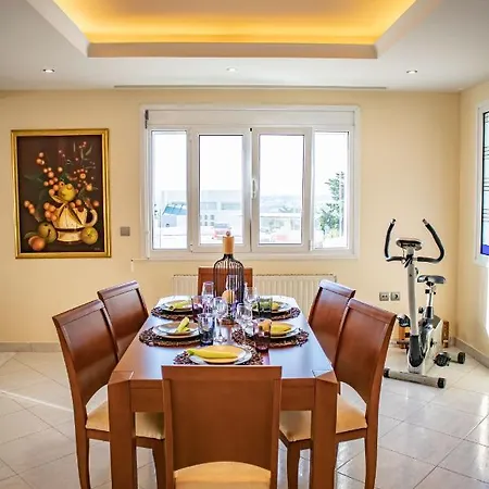 Mary's Luxury Apartament *