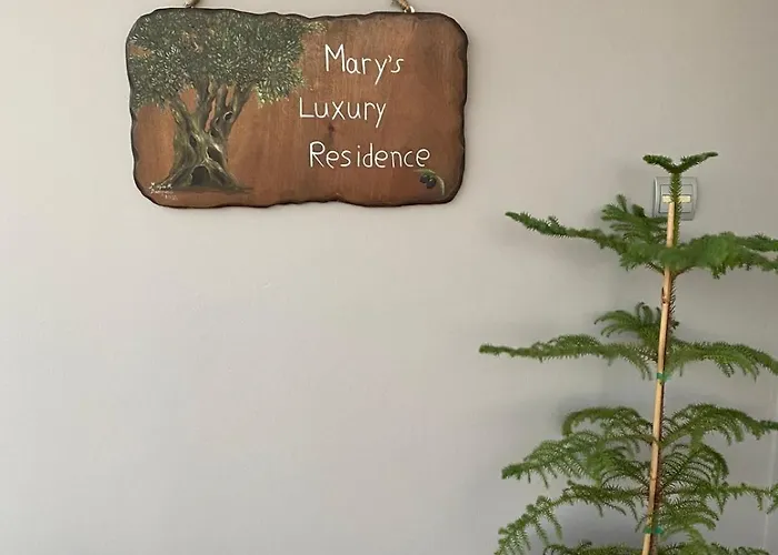 Mary's Luxury Apartament *